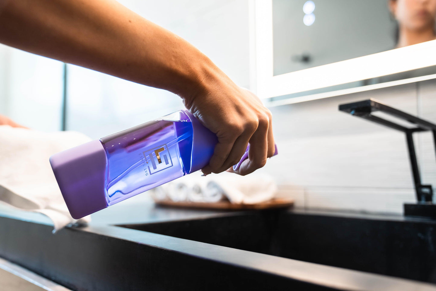 ESNTL LVG How to Transition into a Plastic-Free Kitchen